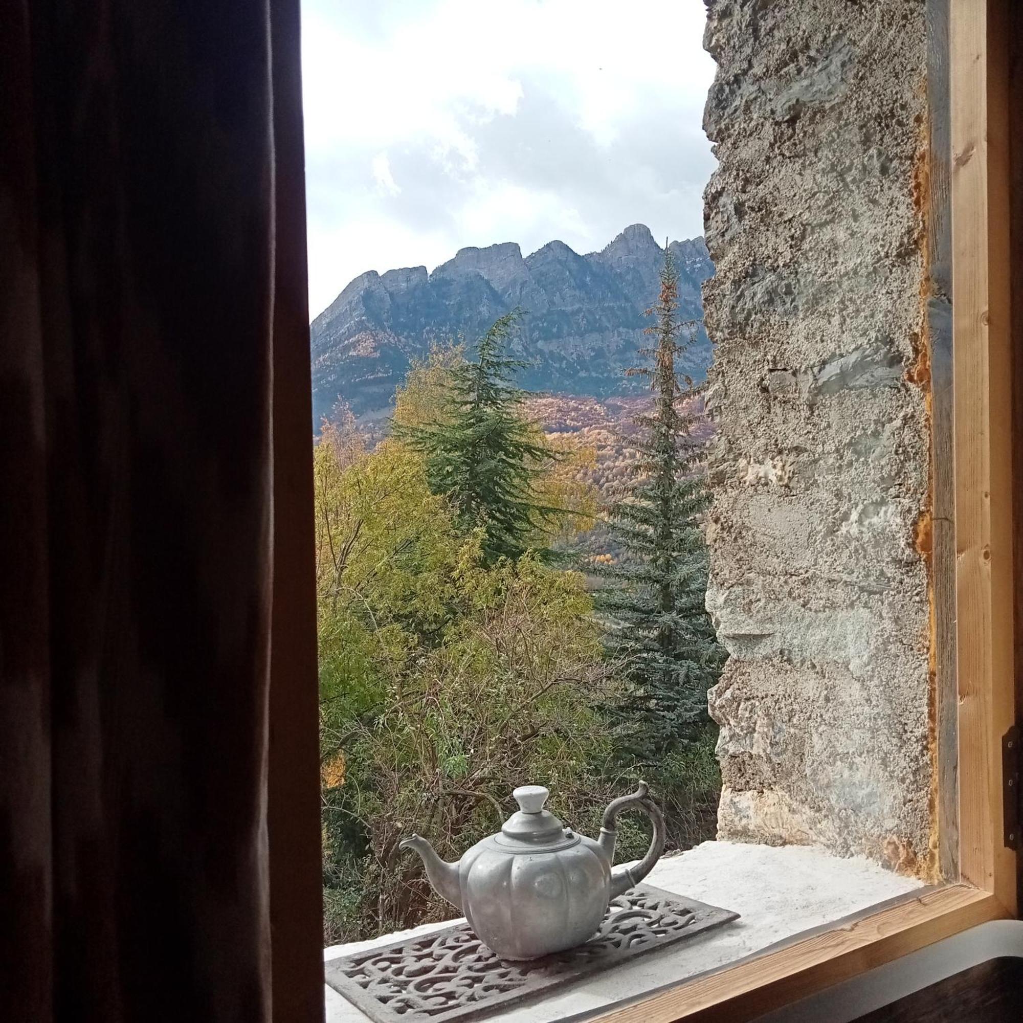 Suite En Cuadra Pajar, Casa Rural Hoz de Jaca Zewnętrze zdjęcie