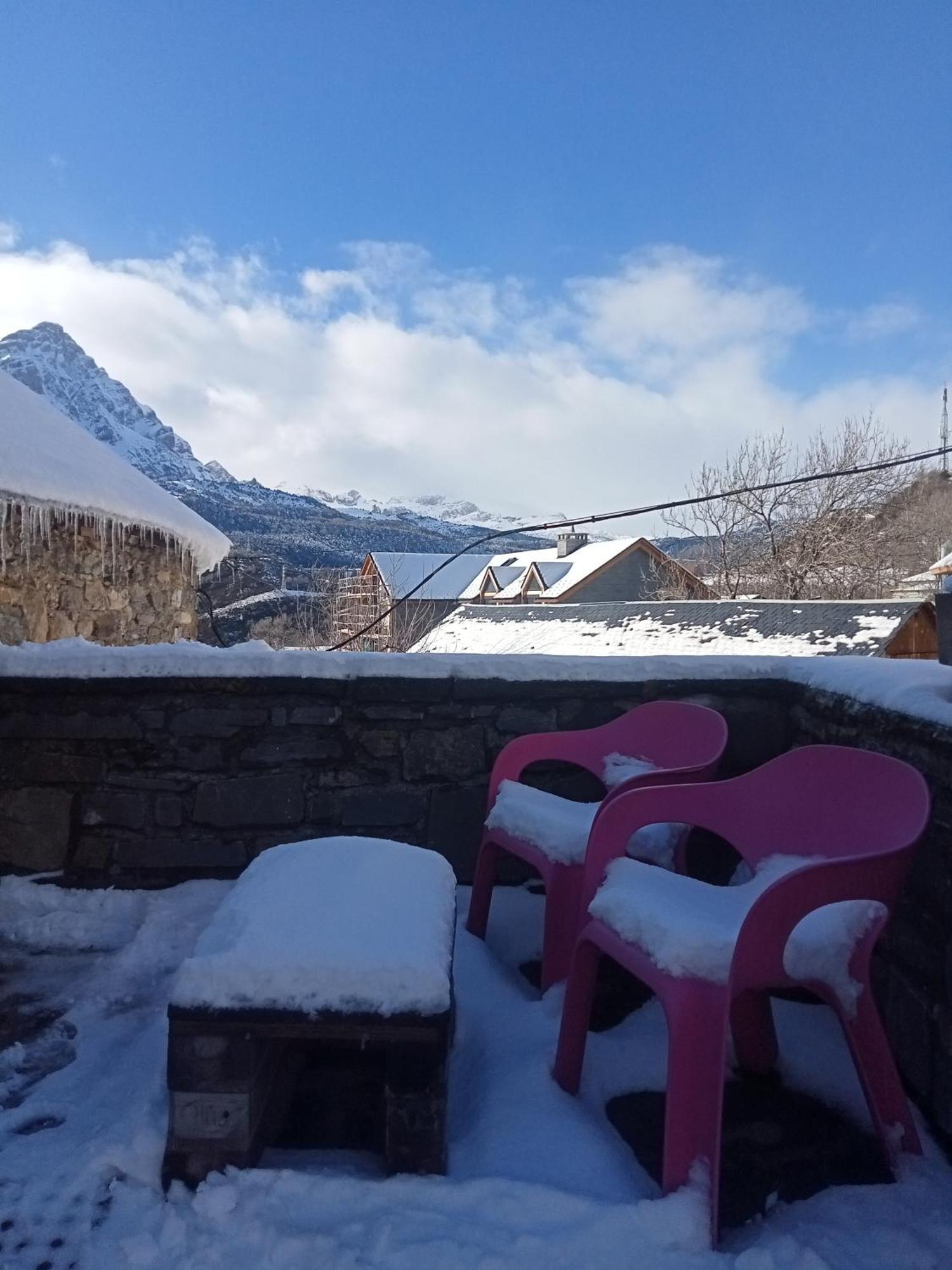 Suite En Cuadra Pajar, Casa Rural Hoz de Jaca Zewnętrze zdjęcie
